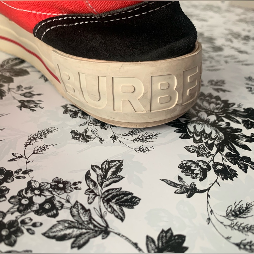 Men’s Burberry Shoes 10.5 - Picture 3 of 10
